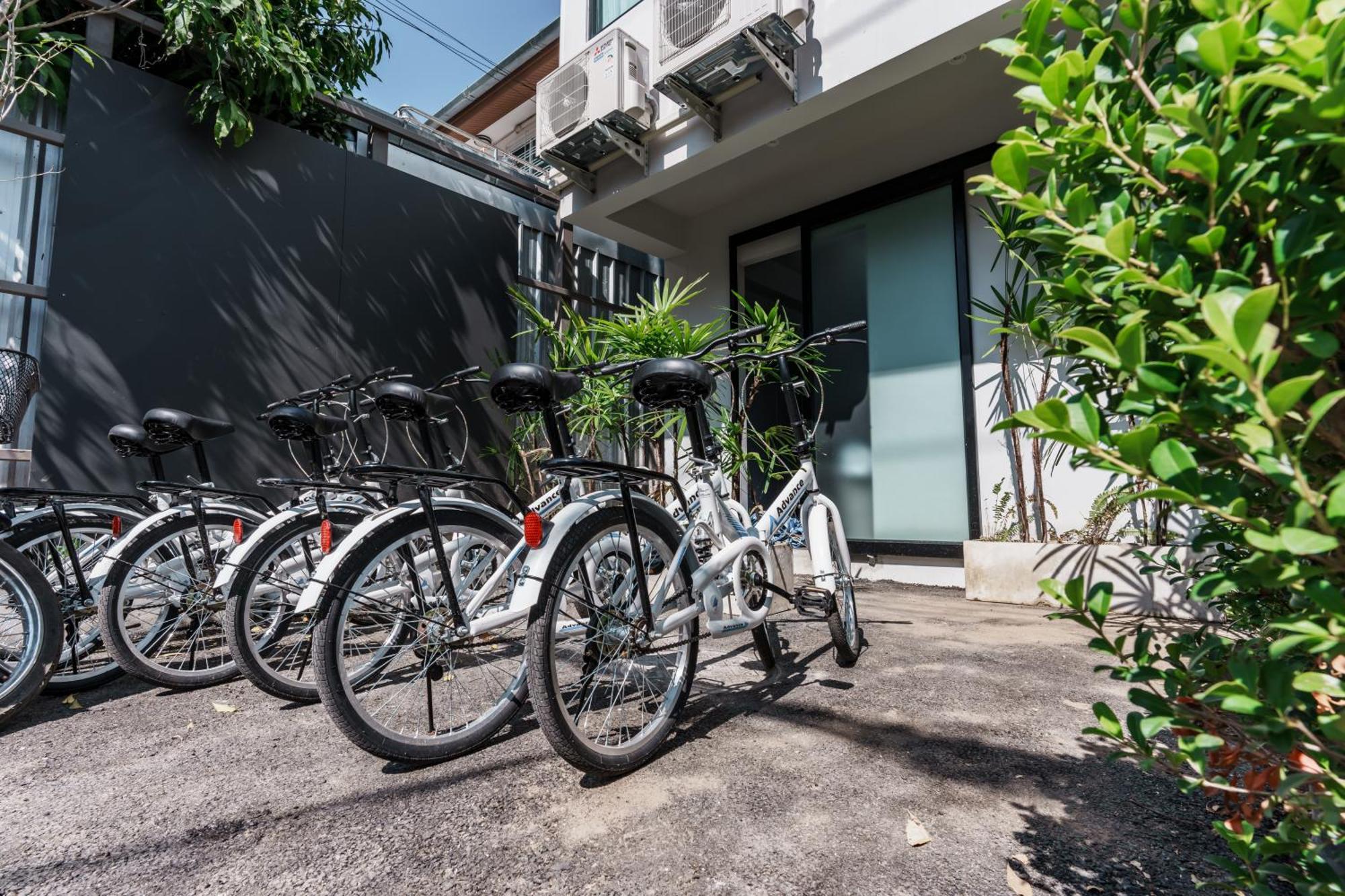 Hotel Por Arak Chiang Mai Zewnętrze zdjęcie